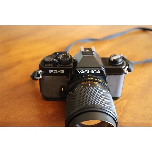 Yashica FX-3 35mm Film SLR Camera with DSB 135mm Lens Japan For Parts/Repair - Picture 10 of 13